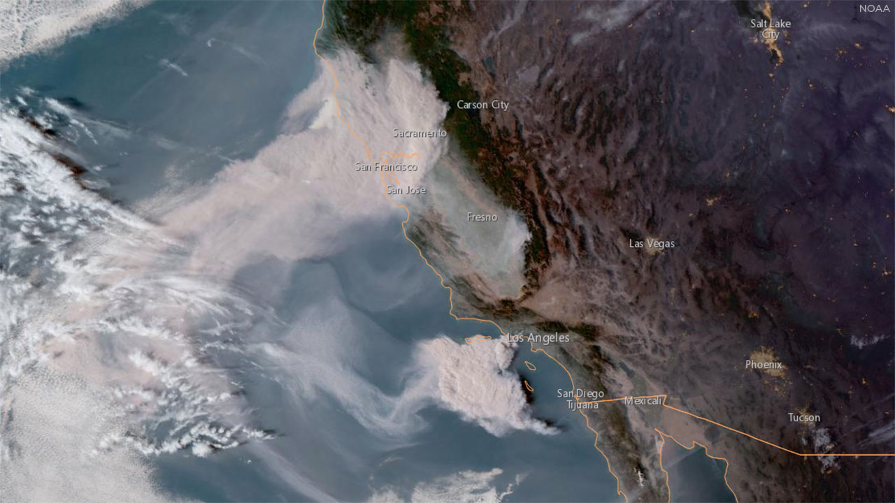California Fires From Space: Noaa Satellite Imagery Shows Woolsey - Live Satellite Map California