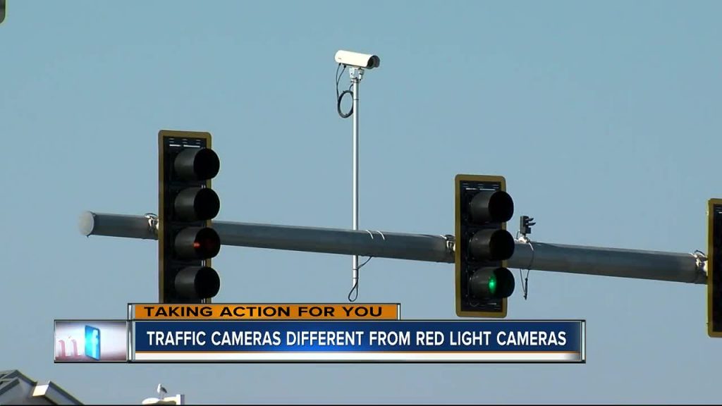 Can You Tell The Difference From A Red Light Camera And A Traffic Red