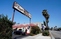 El Royale Hotel, Los Angeles, Ca - Booking - Map Of Hotels Near Universal Studios California