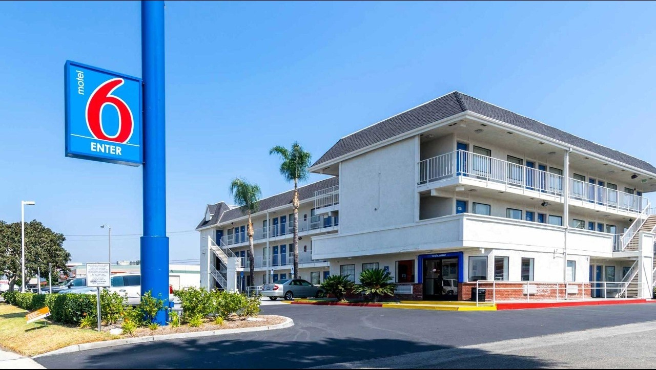 Motel 6 Anaheim - Fullerton East Hotel In Anaheim Ca ($63+) | Motel6 - Motel 6 Locations California Map