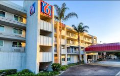 motel 6 anaheim maingate hotel in anaheim ca 89 motel6 motel 6 california map Motel 6 Anaheim Maingate Hotel In Anaheim Ca ($89+) | Motel6 - Motel 6 California Map