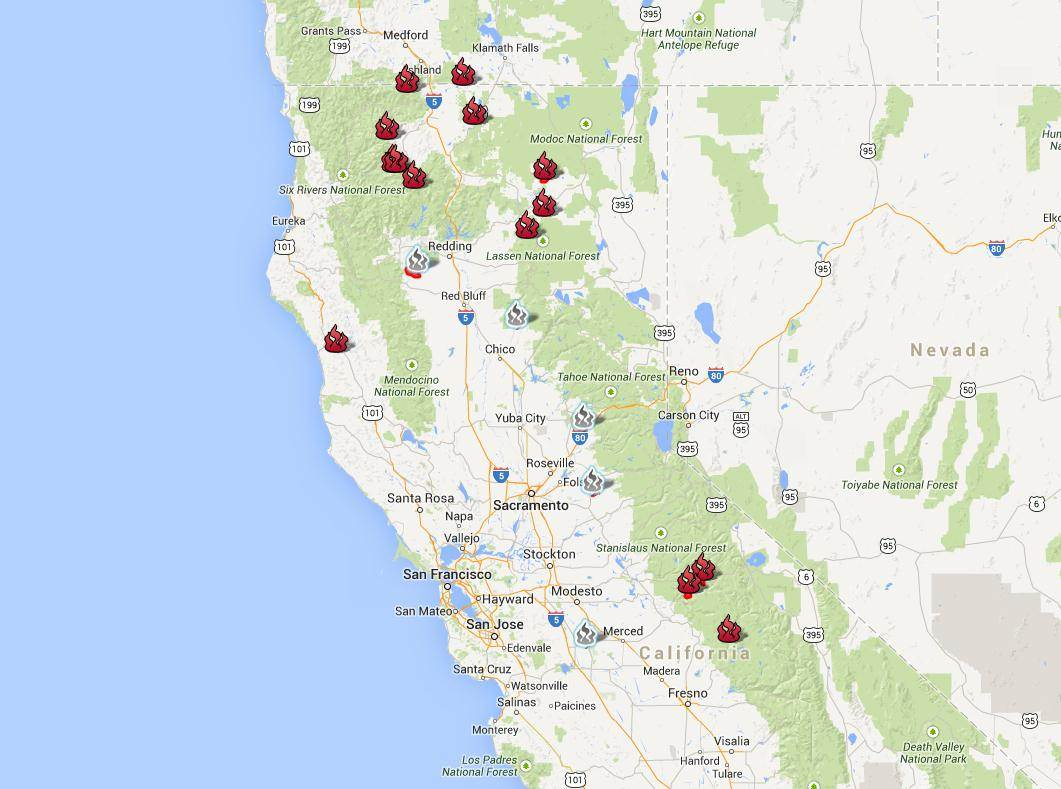 Wildfire West Several Blazes Burn In California Washington And Map - California Oregon Fire Map